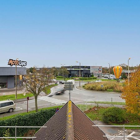 B&B Hotel Calais Centre St Pierre Esterno foto