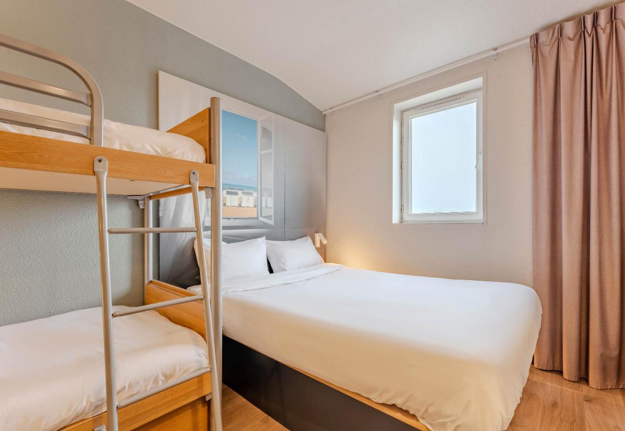 B&B Hotel Calais Centre St Pierre Esterno foto