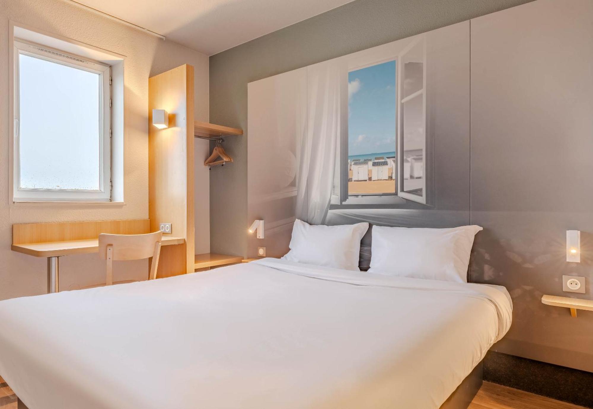 B&B Hotel Calais Centre St Pierre Esterno foto
